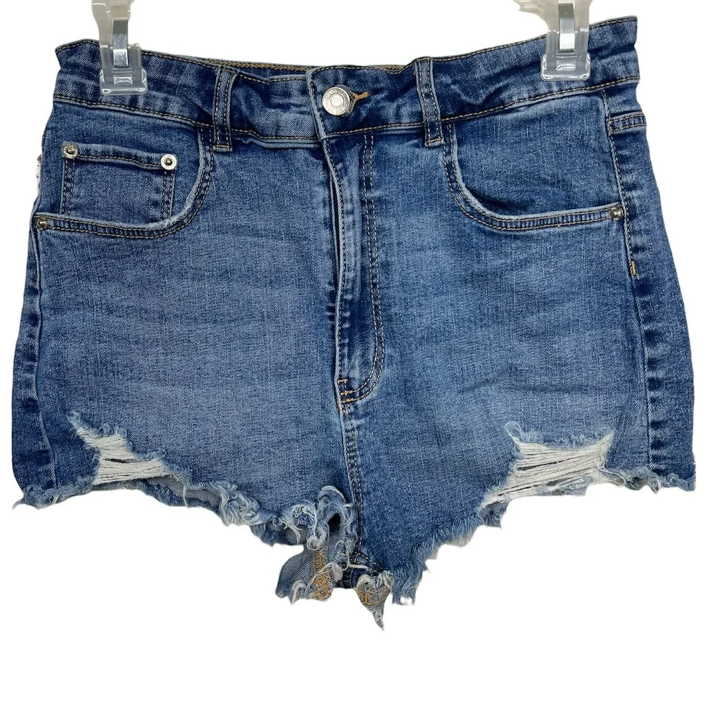 ZARA Shorts Size 6 distressed denim shorts High Rise Raw Edge Medium Was… - Picture 1 of 4